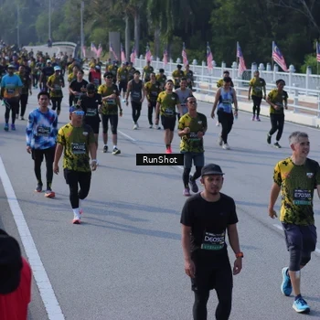 Runner Photo 7172454