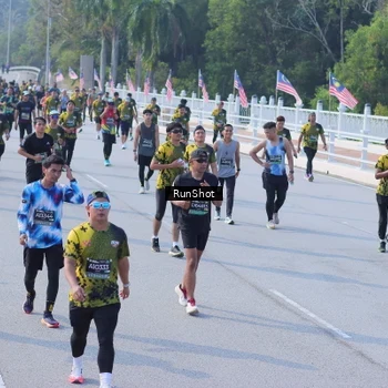 Runner Photo 7172518