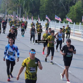 Runner Photo 7172526
