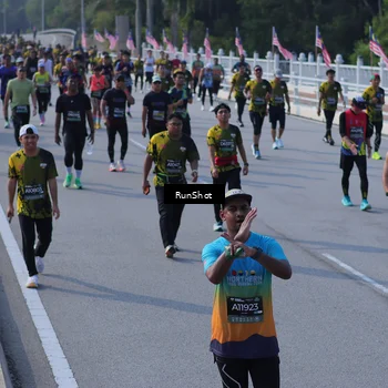Runner Photo 7172738