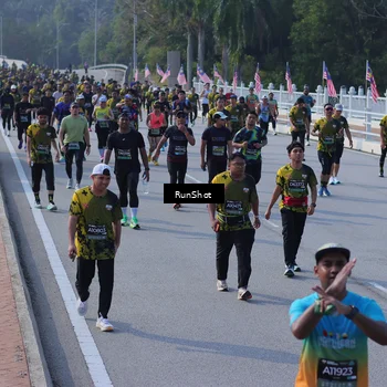 Runner Photo 7172750