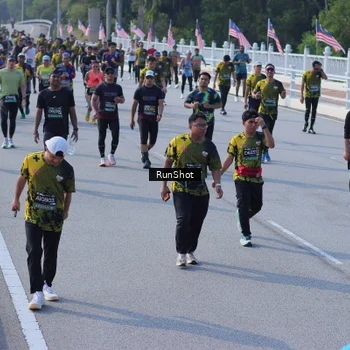 Runner Photo 7172831