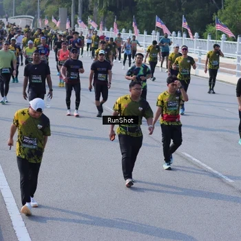 Runner Photo 7172835