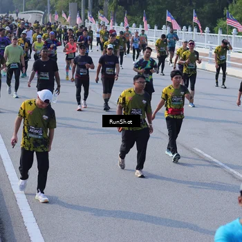 Runner Photo 7172837