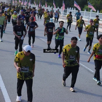 Runner Photo 7172927