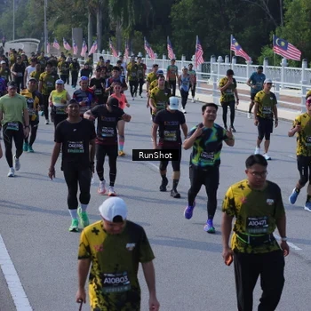 Runner Photo 7172931