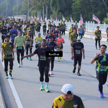 Runner Photo 7172973