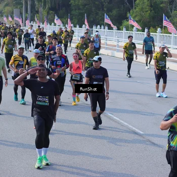 Runner Photo 7173075
