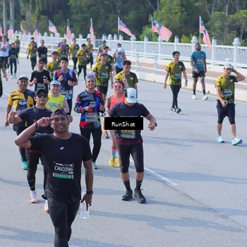 Runner Photo 7173095