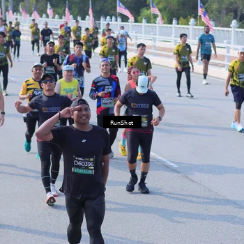 Runner Photo 7173103