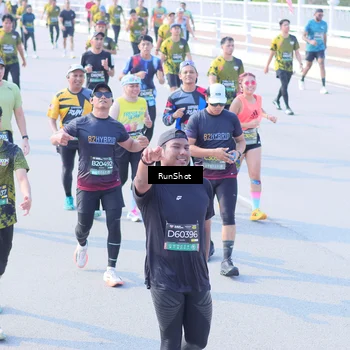 Runner Photo 7173118