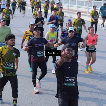 Runner Photo 7173119
