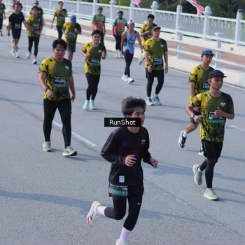 Runner Photo 7173327