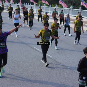 Runner Photo 7173333
