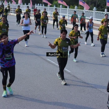 Runner Photo 7173334