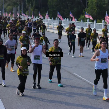 Runner Photo 7173538