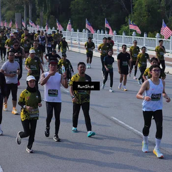 Runner Photo 7173547