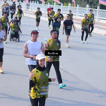 Runner Photo 7173570