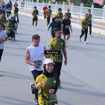 Runner Photo 7173596