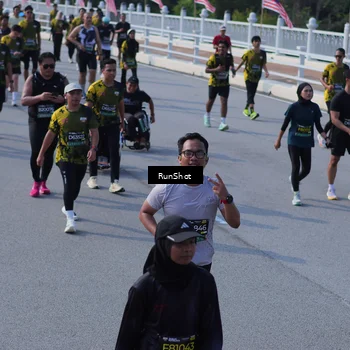 Runner Photo 7173700