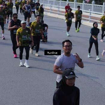 Runner Photo 7173710
