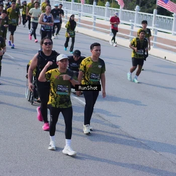 Runner Photo 7173742