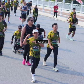 Runner Photo 7173744