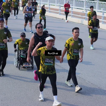 Runner Photo 7173796