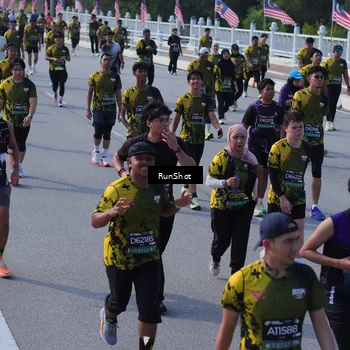 Runner Photo 7173865