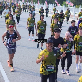Runner Photo 7173871