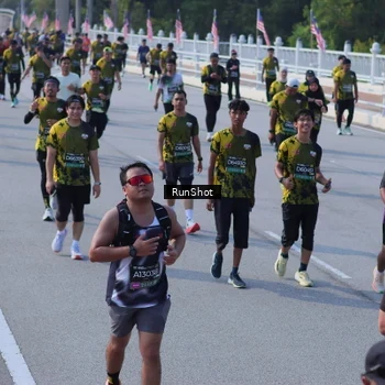 Runner Photo 7173899