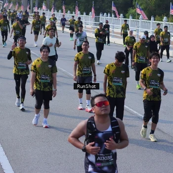 Runner Photo 7173911