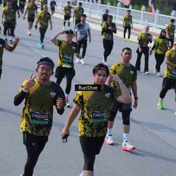Runner Photo 7174050