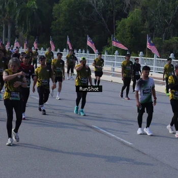 Runner Photo 7174057
