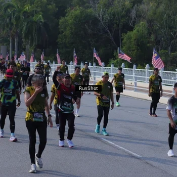 Runner Photo 7174095