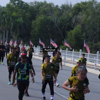 Runner Photo 7174144