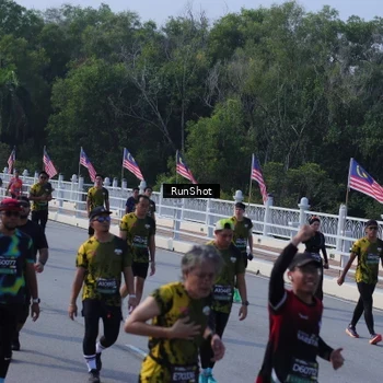 Runner Photo 7174146