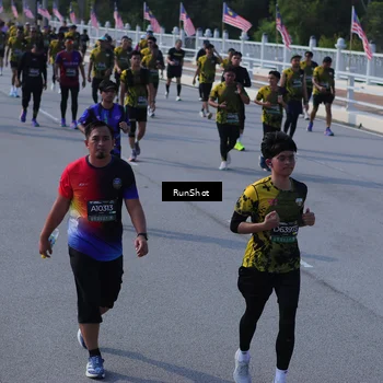 Runner Photo 7175792