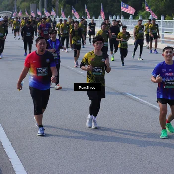 Runner Photo 7175794