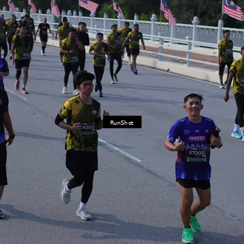 Runner Photo 7175800