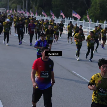 Runner Photo 7175818