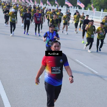 Runner Photo 7175835