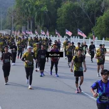Runner Photo 7175876