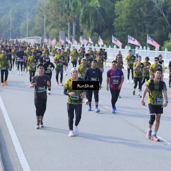 Runner Photo 7175890