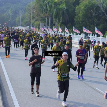 Runner Photo 7175894