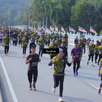Runner Photo 7175895