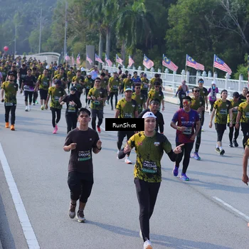 Runner Photo 7175901