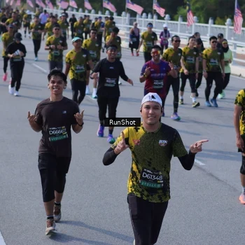 Runner Photo 7175931