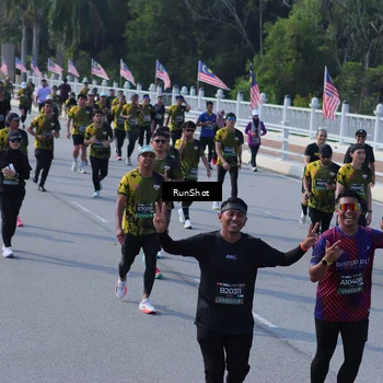 Runner Photo 7175964