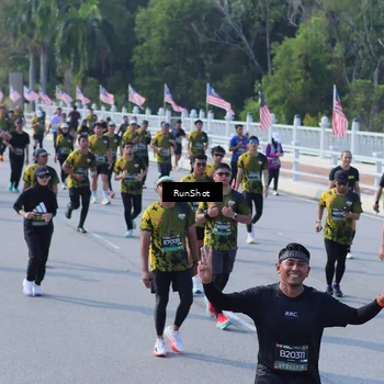 Runner Photo 7175979